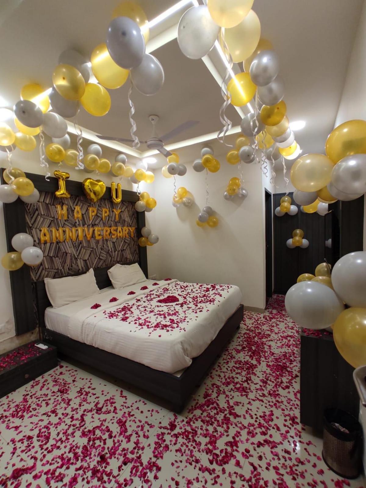 Hotel Dev Palace Ahmedabad Eksteriør bilde